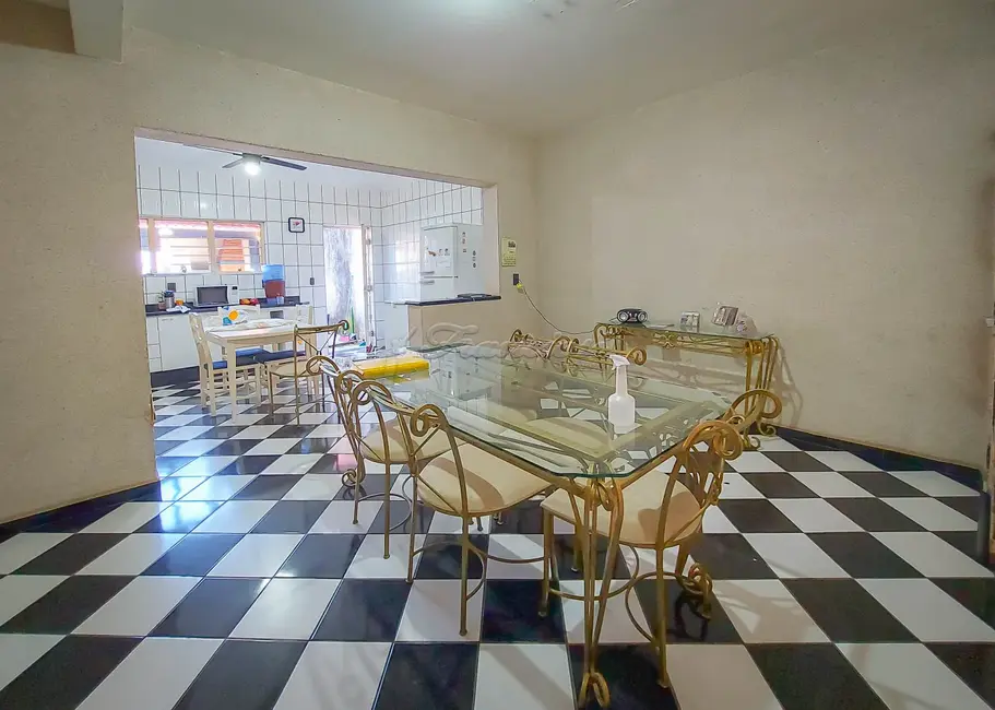 Casa com 3 quartos à venda, 177m2 em Jardim Fogaça, Itapetininga - SP - imagem 3 Foto 3 de Casa com 3 quartos à venda, 177m2 em Jardim Fogaça, Itapetininga - SP