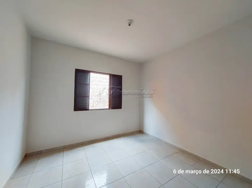 Foto 5 de Casa com 2 quartos à venda, 142m2 em Jardim Vieira de Moraes, Itapetininga - SP