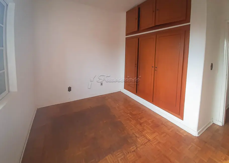 Casa com 3 quartos à venda, 305m2 em Centro, Itapetininga - SP - imagem 7 Foto 7 de Casa com 3 quartos à venda, 305m2 em Centro, Itapetininga - SP