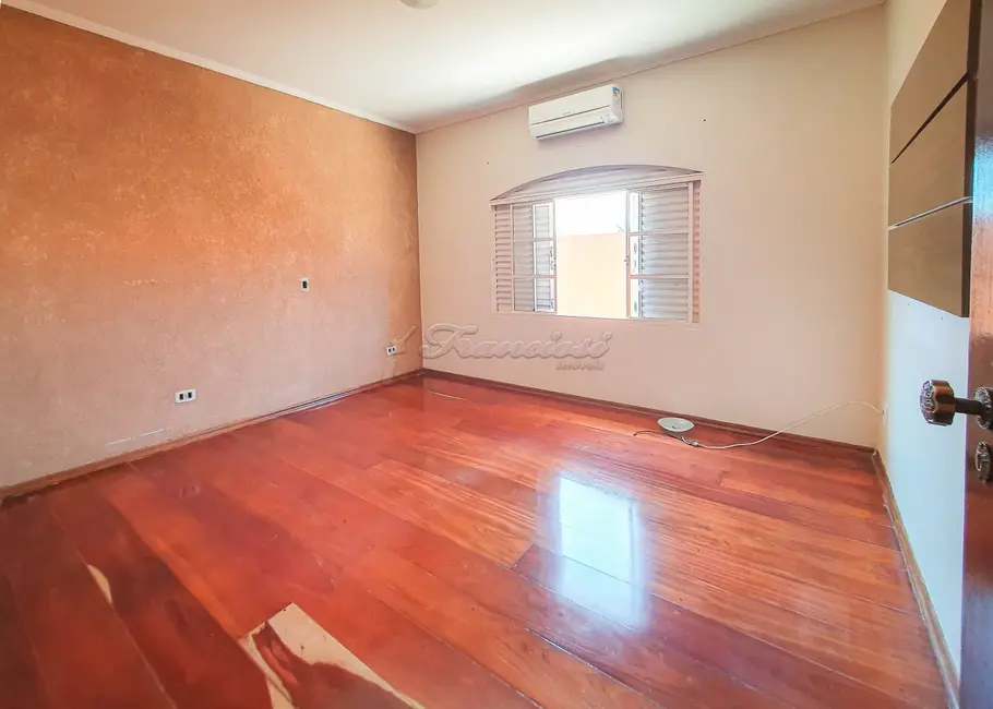 Casa com 3 quartos à venda, 180m2 em Parque Atenas do Sul, Itapetininga - SP - imagem 9 Foto 9 de Casa com 3 quartos à venda, 180m2 em Parque Atenas do Sul, Itapetininga - SP