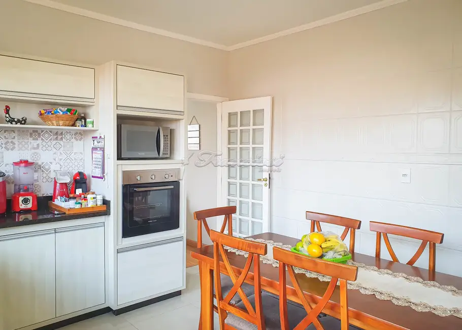Casa com 2 quartos à venda, 156m2 em Vila Santa Isabel, Itapetininga - SP - imagem 4 Foto 4 de Casa com 2 quartos à venda, 156m2 em Vila Santa Isabel, Itapetininga - SP
