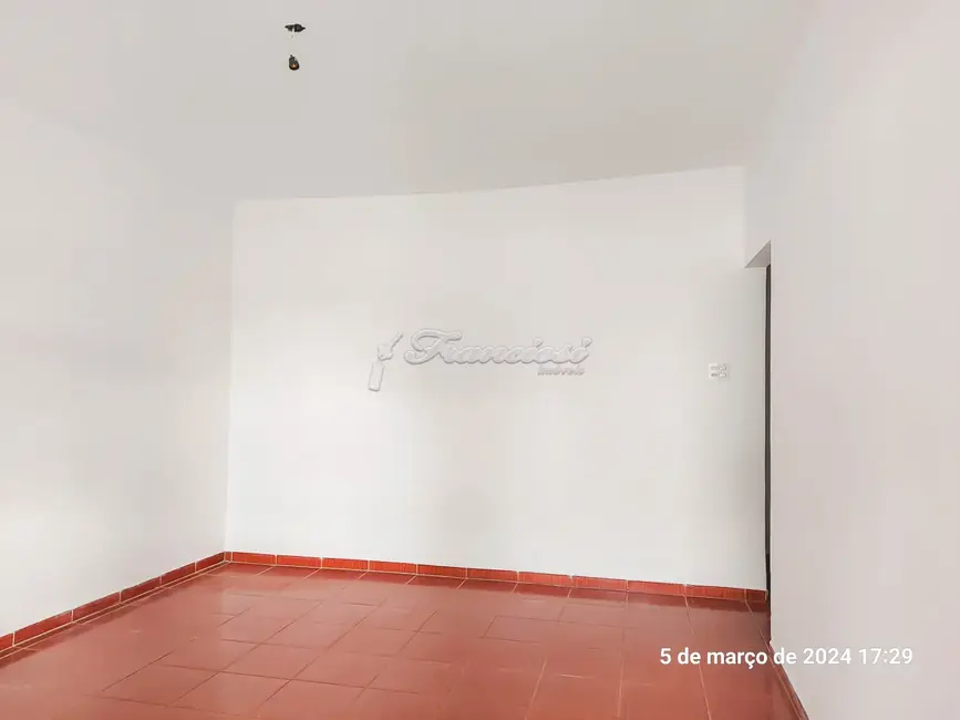 Foto 1 de Casa com 3 quartos à venda, 187m2 em Vila Piedade, Itapetininga - SP