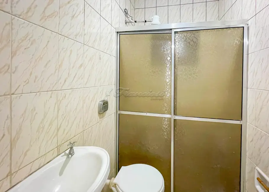 Casa com 2 quartos à venda, 45m2 em Conjunto Habitacional Nisshinbo do Brasil, Itapetininga - SP - imagem 3 Foto 3 de Casa com 2 quartos à venda, 45m2 em Conjunto Habitacional Nisshinbo do Brasil, Itapetininga - SP