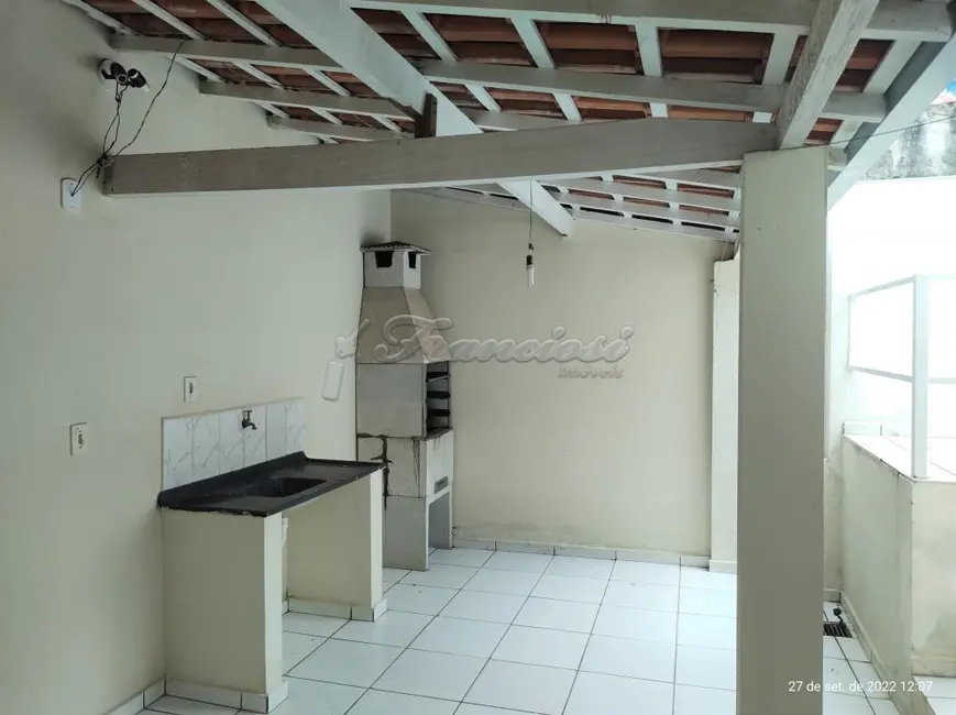 Foto 11 de Casa com 3 quartos para alugar, 98m2 em Jardim Itália, Itapetininga - SP
