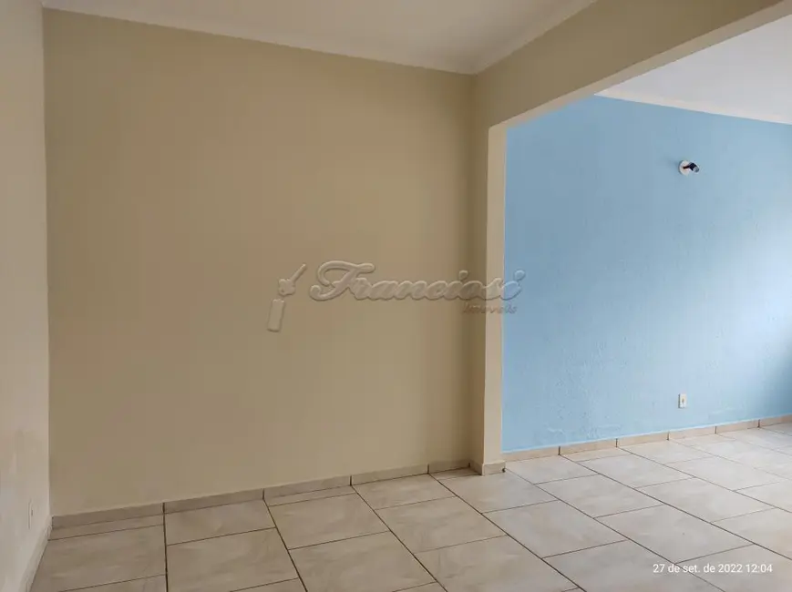 Foto 3 de Casa com 3 quartos para alugar, 98m2 em Jardim Itália, Itapetininga - SP