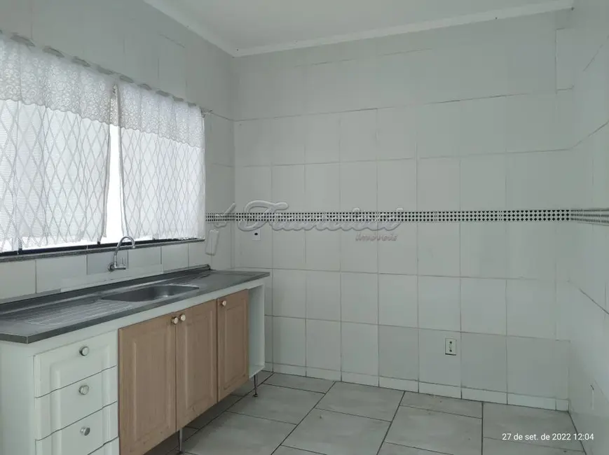 Foto 4 de Casa com 3 quartos para alugar, 98m2 em Jardim Itália, Itapetininga - SP
