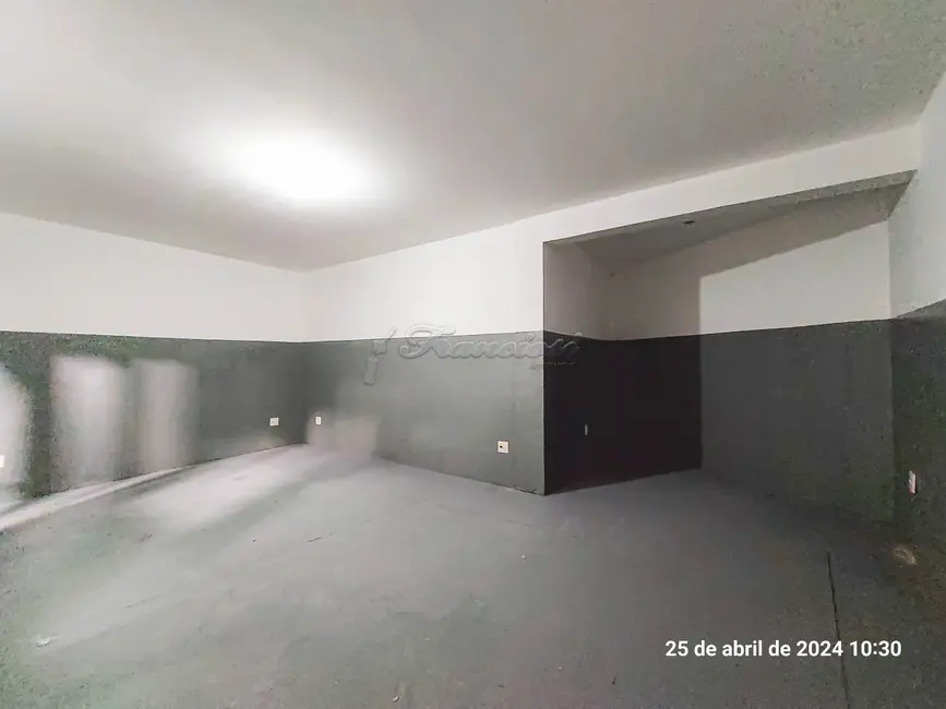 Sala Comercial para alugar, 717m2 em Jardim Bela Vista, Itapetininga - SP - imagem 4 Foto 4 de Sala Comercial para alugar, 717m2 em Jardim Bela Vista, Itapetininga - SP