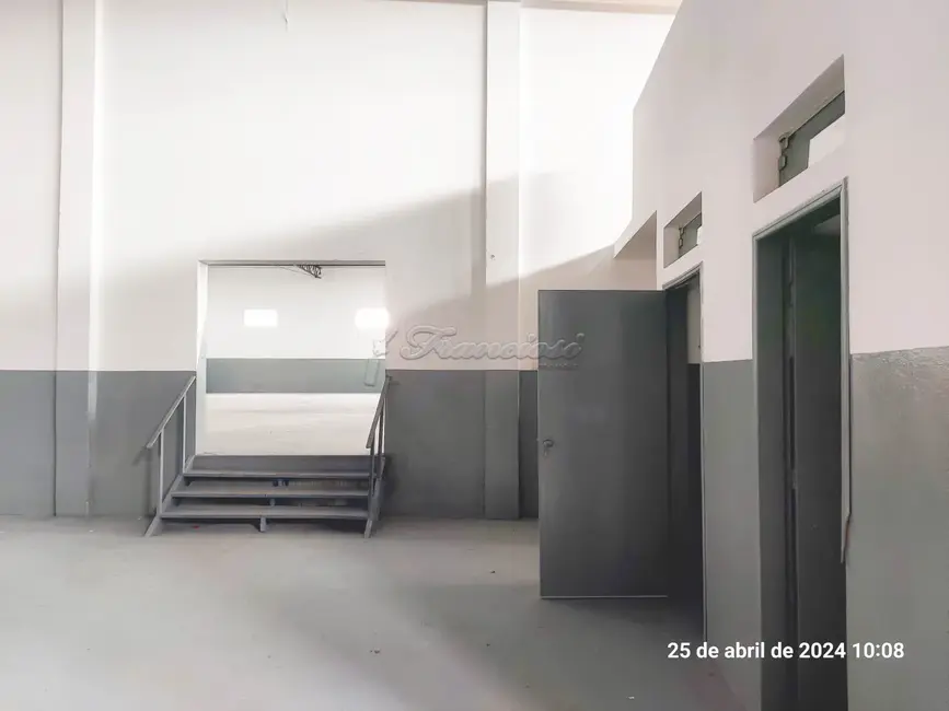 Foto 4 de Sala Comercial para alugar, 587m2 em Jardim Bela Vista, Itapetininga - SP