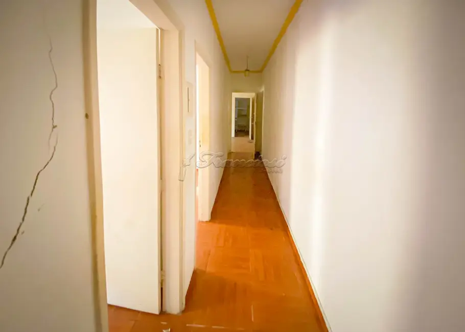 Loja com 3 quartos à venda, 183m2 em Centro, Itapetininga - SP - imagem 6 Foto 6 de Loja com 3 quartos à venda, 183m2 em Centro, Itapetininga - SP