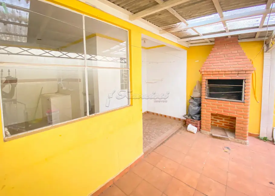 Loja com 3 quartos à venda, 183m2 em Centro, Itapetininga - SP - imagem 9 Foto 9 de Loja com 3 quartos à venda, 183m2 em Centro, Itapetininga - SP