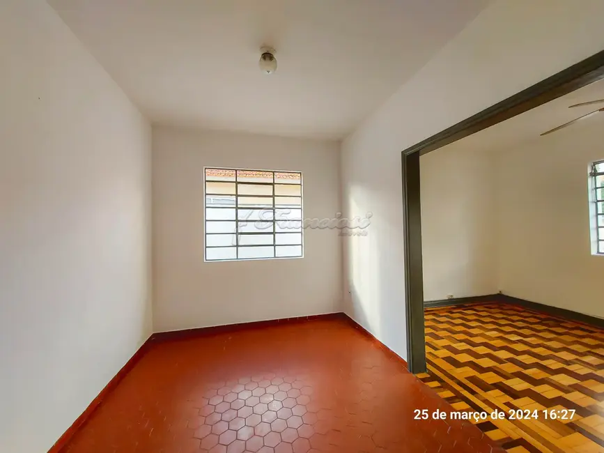 Foto 4 de Casa com 3 quartos para alugar, 200m2 em Jardim Itália, Itapetininga - SP