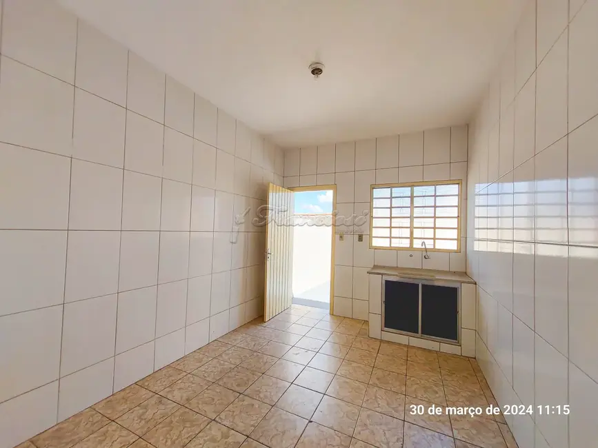 Foto 6 de Casa com 2 quartos para alugar, 99m2 em Vila Judite, Itapetininga - SP