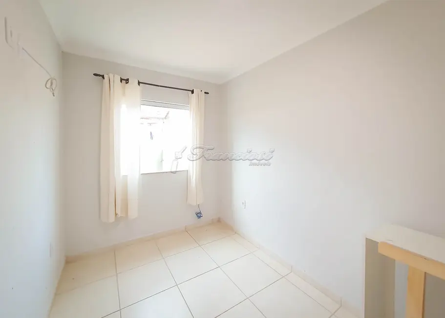 Casa com 2 quartos à venda, 114m2 em Jardim das Laranjeiras, Itapetininga - SP - imagem 9 Foto 9 de Casa com 2 quartos à venda, 114m2 em Jardim das Laranjeiras, Itapetininga - SP