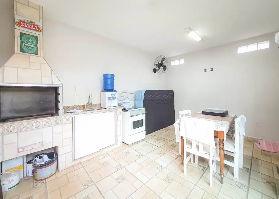 Casa com 2 quartos à venda, 114m2 em Jardim das Laranjeiras, Itapetininga - SP - imagem 8 Foto 8 de Casa com 2 quartos à venda, 114m2 em Jardim das Laranjeiras, Itapetininga - SP