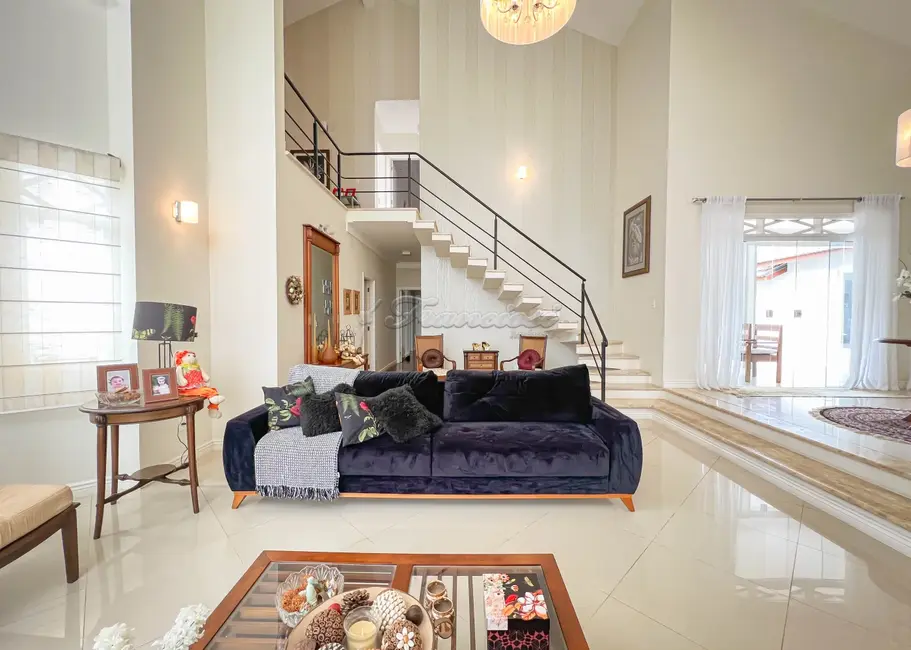 Casa de Condomínio com 4 quartos à venda, 596m2 em Jardim Marabá, Itapetininga - SP - imagem 6 Foto 6 de Casa de Condomínio com 4 quartos à venda, 596m2 em Jardim Marabá, Itapetininga - SP