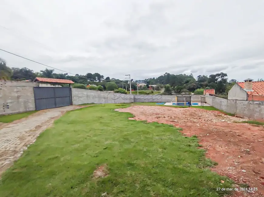 Foto 2 de Chácara com 5 quartos para alugar, 143m2 em Portal da Figueira, Itapetininga - SP