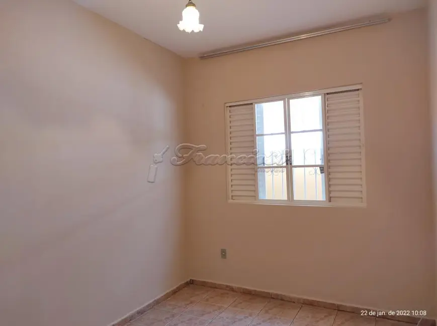 Casa com 3 quartos à venda, 152m2 em Centro, Itapetininga - SP - imagem 5 Foto 5 de Casa com 3 quartos à venda, 152m2 em Centro, Itapetininga - SP