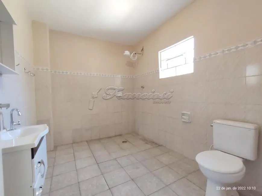 Casa com 3 quartos à venda, 152m2 em Centro, Itapetininga - SP - imagem 9 Foto 9 de Casa com 3 quartos à venda, 152m2 em Centro, Itapetininga - SP