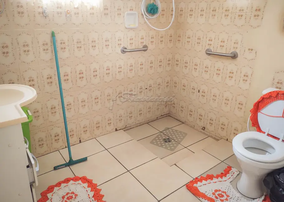 Foto 4 de Casa com 3 quartos à venda, 109m2 em Vila Santana, Itapetininga - SP