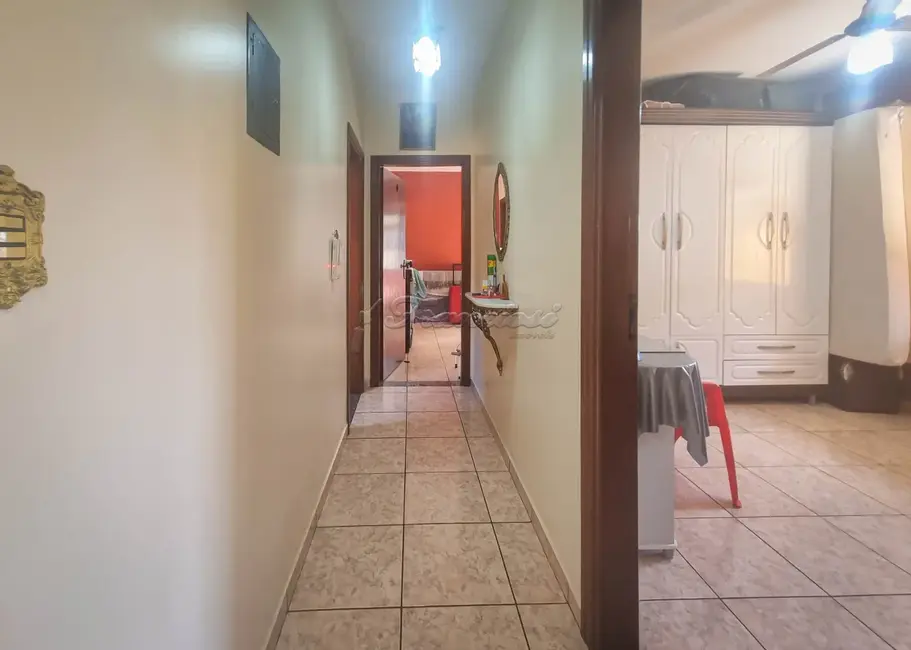 Casa com 2 quartos à venda, 243m2 em Vila Nastri, Itapetininga - SP - imagem 6 Foto 6 de Casa com 2 quartos à venda, 243m2 em Vila Nastri, Itapetininga - SP