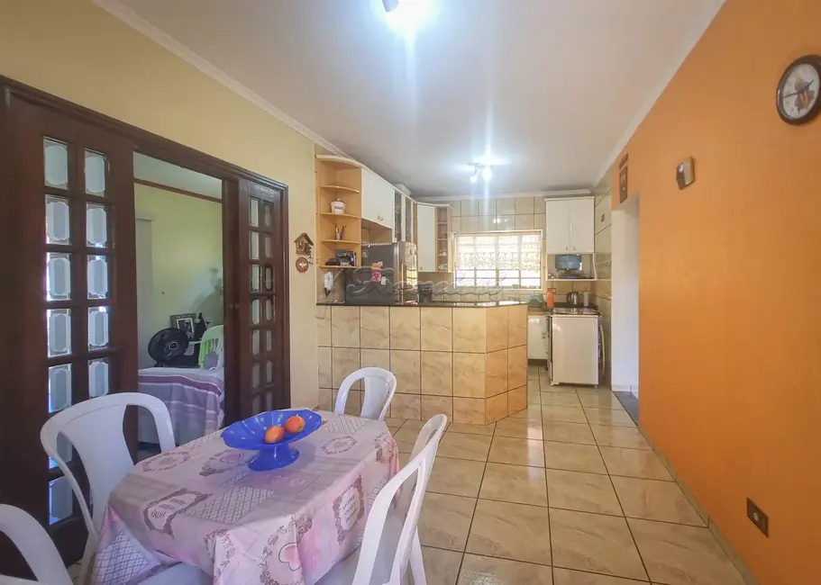 Casa com 2 quartos à venda, 243m2 em Vila Nastri, Itapetininga - SP - imagem 3 Foto 3 de Casa com 2 quartos à venda, 243m2 em Vila Nastri, Itapetininga - SP