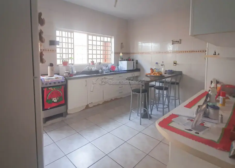 Casa com 3 quartos à venda, 12m2 em Parque Atenas do Sul, Itapetininga - SP - imagem 4 Foto 4 de Casa com 3 quartos à venda, 12m2 em Parque Atenas do Sul, Itapetininga - SP