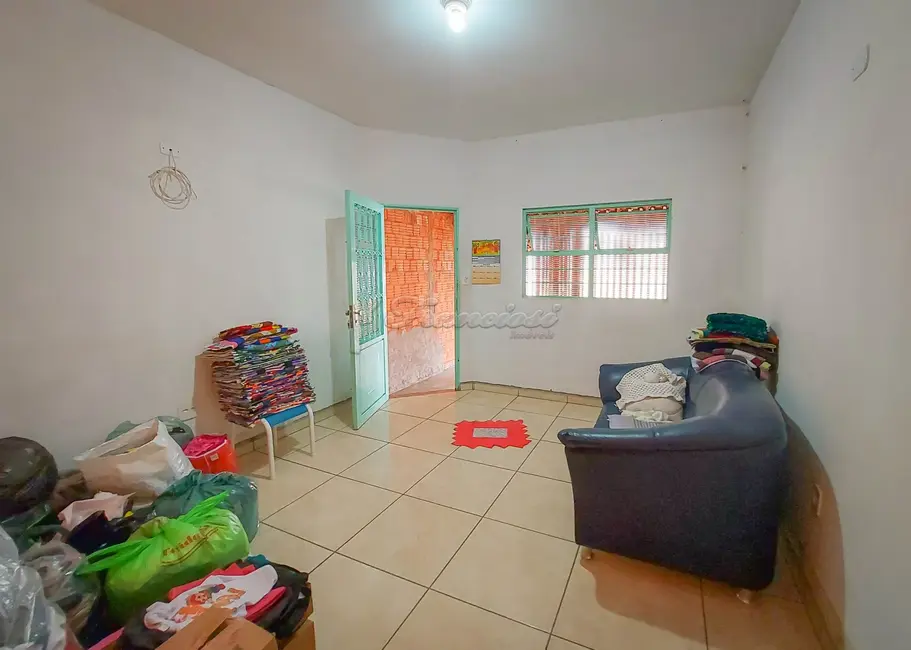 Casa com 2 quartos à venda, 107m2 em Vila Regina, Itapetininga - SP - imagem 2 Foto 2 de Casa com 2 quartos à venda, 107m2 em Vila Regina, Itapetininga - SP