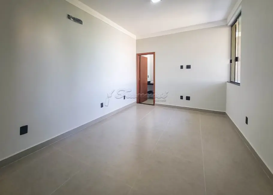 Casa de Condomínio com 3 quartos à venda, 144m2 em Jardim Marabá, Itapetininga - SP - imagem 8 Foto 8 de Casa de Condomínio com 3 quartos à venda, 144m2 em Jardim Marabá, Itapetininga - SP