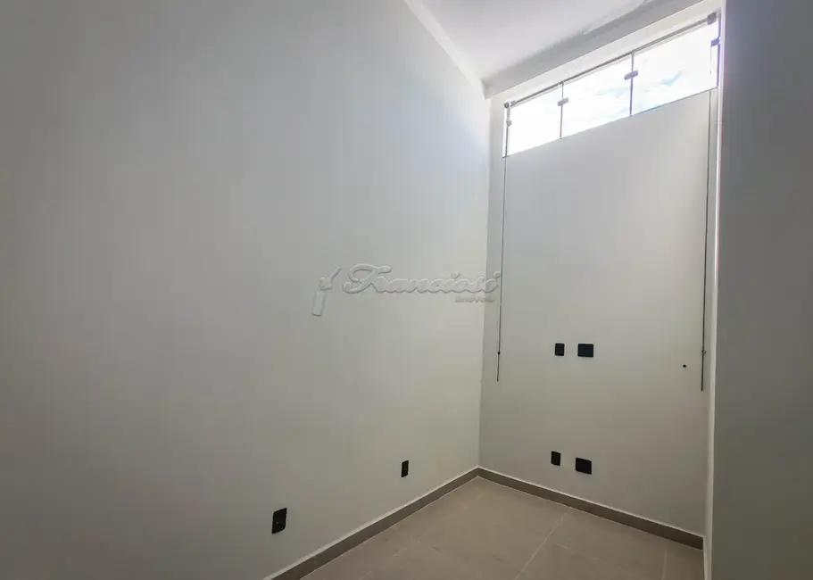Casa de Condomínio com 3 quartos à venda, 144m2 em Jardim Marabá, Itapetininga - SP - imagem 4 Foto 4 de Casa de Condomínio com 3 quartos à venda, 144m2 em Jardim Marabá, Itapetininga - SP