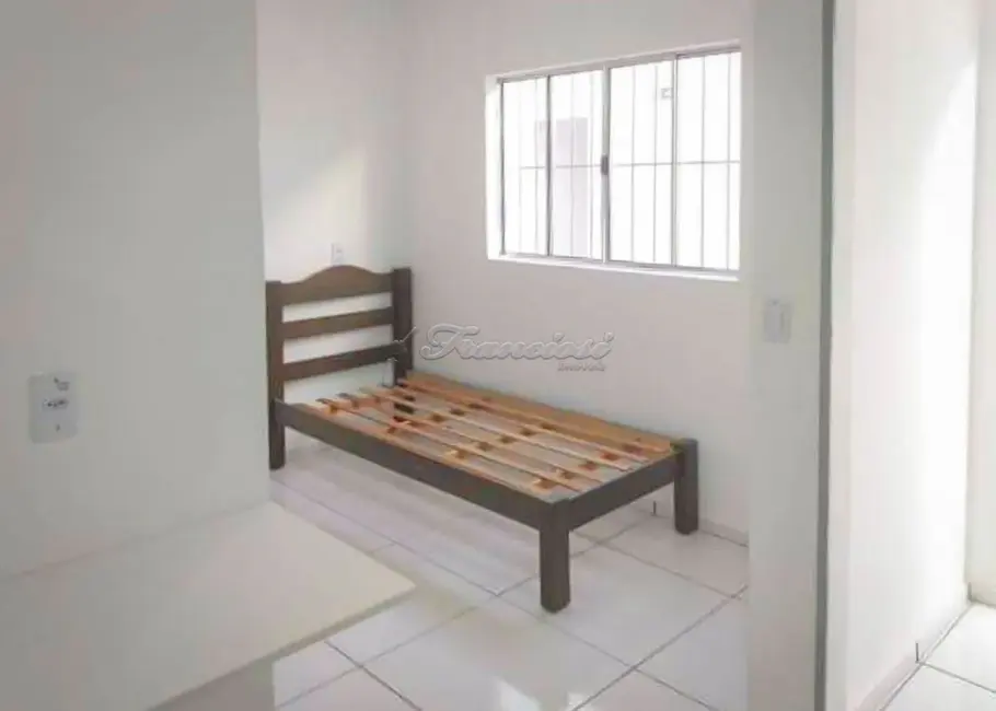 Kitnet com 10 quartos à venda, 200m2 em Campina Do Monte Alegre - SP - imagem 6 Foto 6 de Kitnet com 10 quartos à venda, 200m2 em Campina Do Monte Alegre - SP