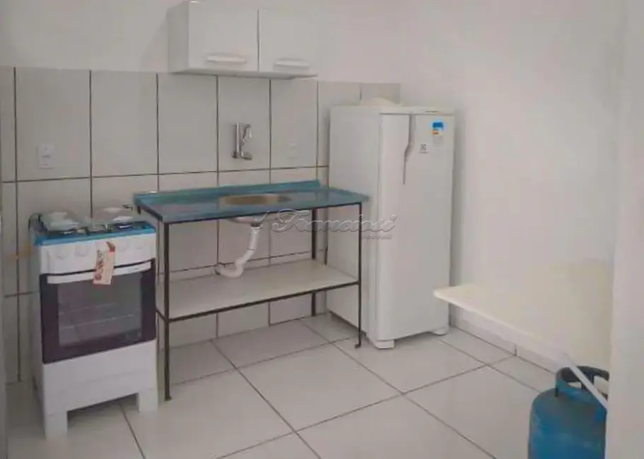 Kitnet com 10 quartos à venda, 200m2 em Campina Do Monte Alegre - SP - imagem 5 Foto 5 de Kitnet com 10 quartos à venda, 200m2 em Campina Do Monte Alegre - SP