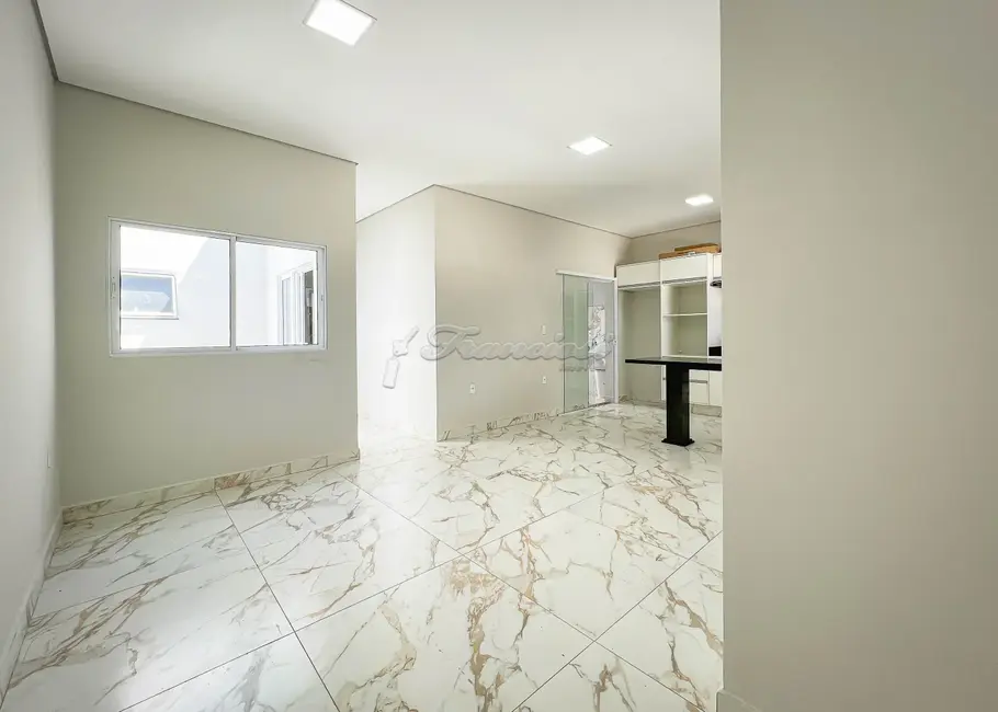 Foto 1 de Casa de Condomínio com 3 quartos à venda, 120m2 em Jardim Marabá, Itapetininga - SP