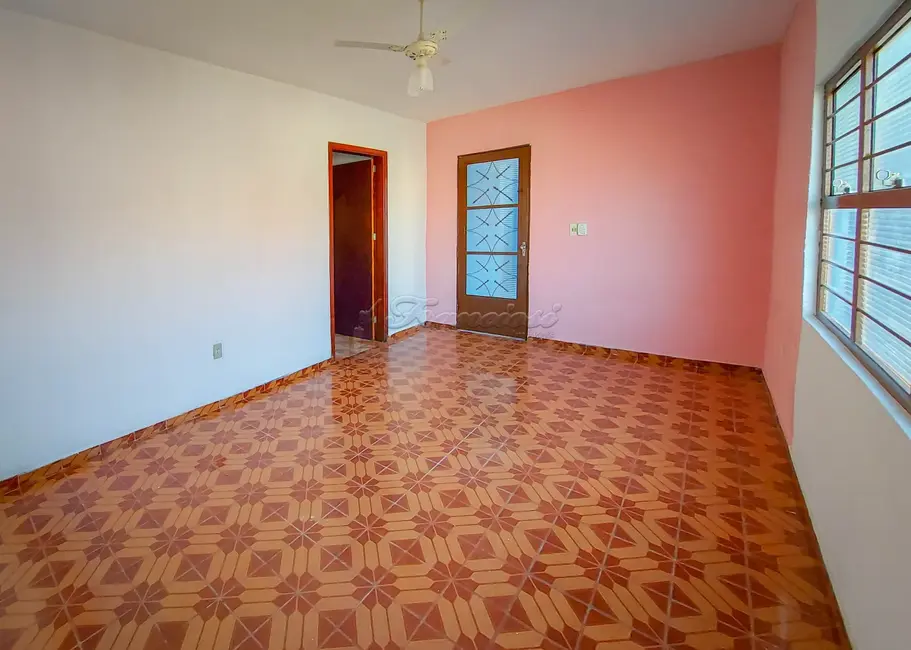 Foto 4 de Casa com 2 quartos à venda, 93m2 em Vila Piedade, Itapetininga - SP