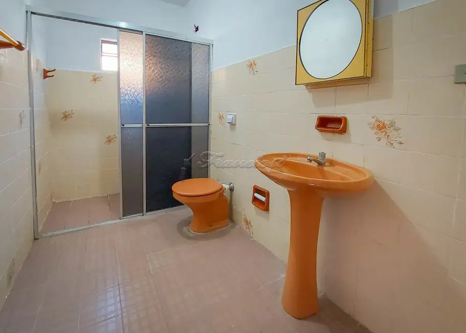 Foto 8 de Casa com 2 quartos à venda, 93m2 em Vila Piedade, Itapetininga - SP