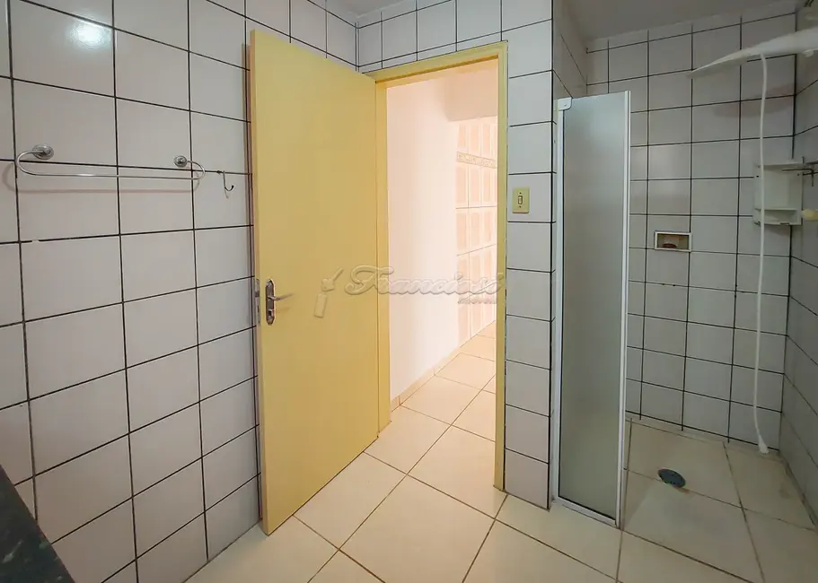 Casa com 4 quartos à venda, 147m2 em Vila Santana, Itapetininga - SP - imagem 8 Foto 8 de Casa com 4 quartos à venda, 147m2 em Vila Santana, Itapetininga - SP
