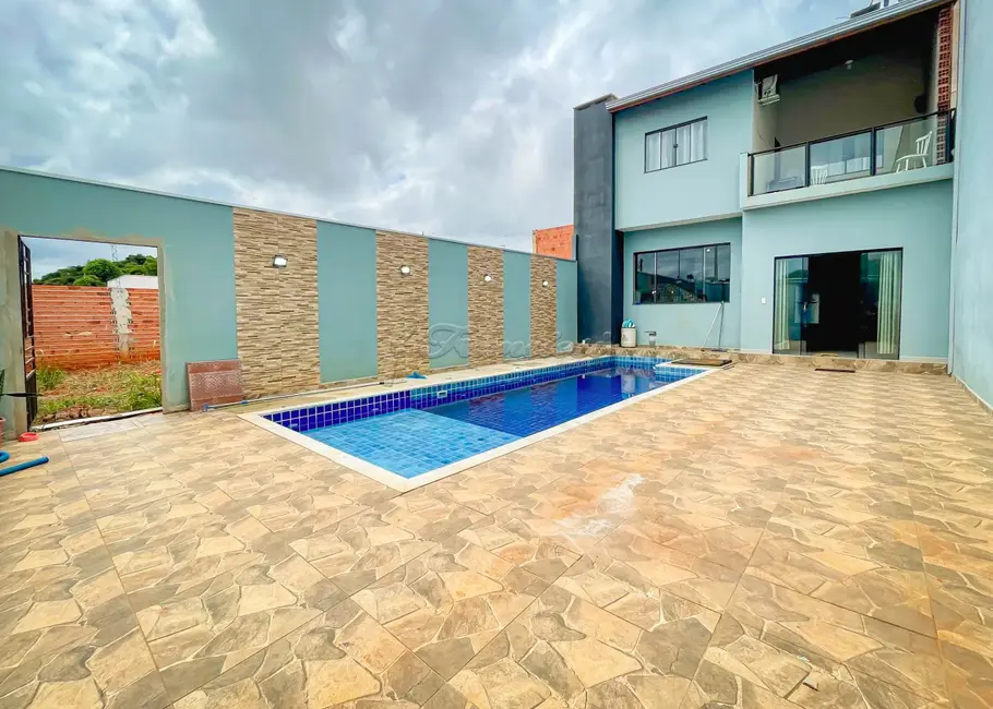 Casa com 2 quartos à venda, 187m2 em Jardim Santa Inêz, Itapetininga - SP - imagem 1 Foto 1 de Casa com 2 quartos à venda, 187m2 em Jardim Santa Inêz, Itapetininga - SP