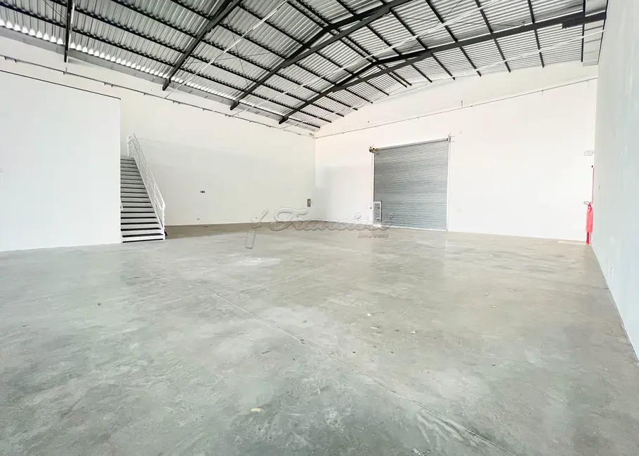 Foto 3 de Sala Comercial à venda, 1001m2 em Vila Carolina, Itapetininga - SP