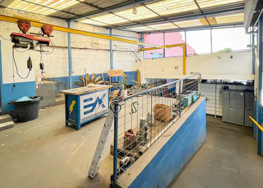 Sala Comercial à venda, 220m2 em Vila Rio Branco, Itapetininga - SP - imagem 4 Foto 4 de Sala Comercial à venda, 220m2 em Vila Rio Branco, Itapetininga - SP