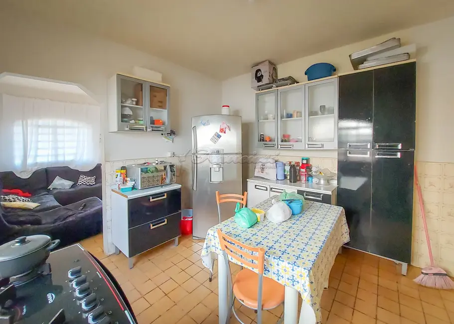 Foto 4 de Casa com 2 quartos à venda, 91m2 em Itapetininga - SP