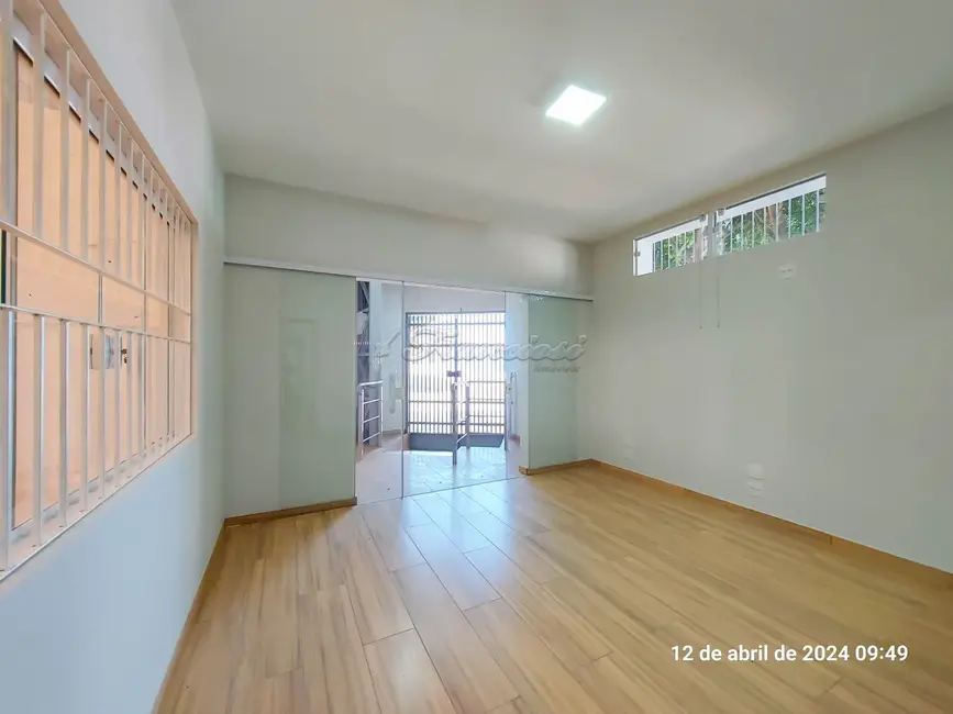 Foto 3 de Sala Comercial para alugar, 2000m2 em Jardim Mesquita, Itapetininga - SP