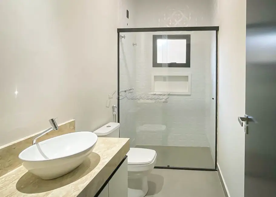 Casa de Condomínio com 3 quartos à venda, 180m2 em Terras de Santo Antônio, Itapetininga - SP - imagem 8 Foto 8 de Casa de Condomínio com 3 quartos à venda, 180m2 em Terras de Santo Antônio, Itapetininga - SP