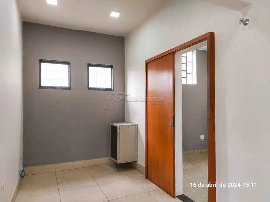 Foto 5 de Prédio Inteiro para alugar, 600m2 em Vila Nastri, Itapetininga - SP