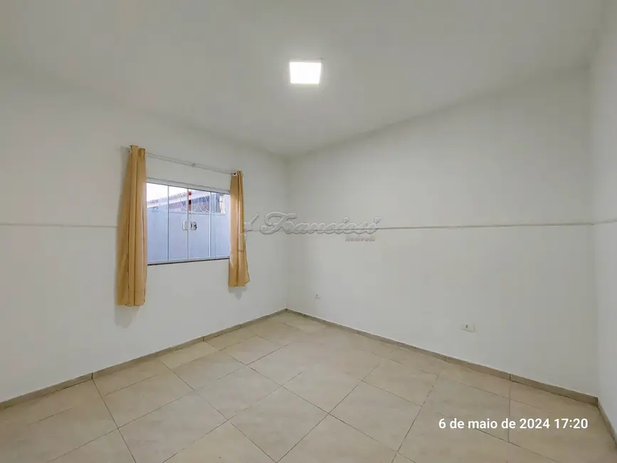 Foto 9 de Casa com 3 quartos para alugar, 110m2 em Vila Nastri, Itapetininga - SP