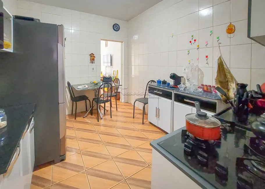 Foto 4 de Casa com 3 quartos à venda, 83m2 em Centro, Itapetininga - SP