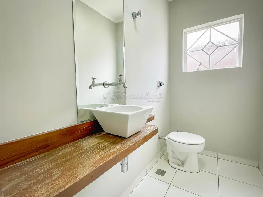 Foto 3 de Casa com 3 quartos à venda, 136m2 em Vila Vendramini, Itapetininga - SP