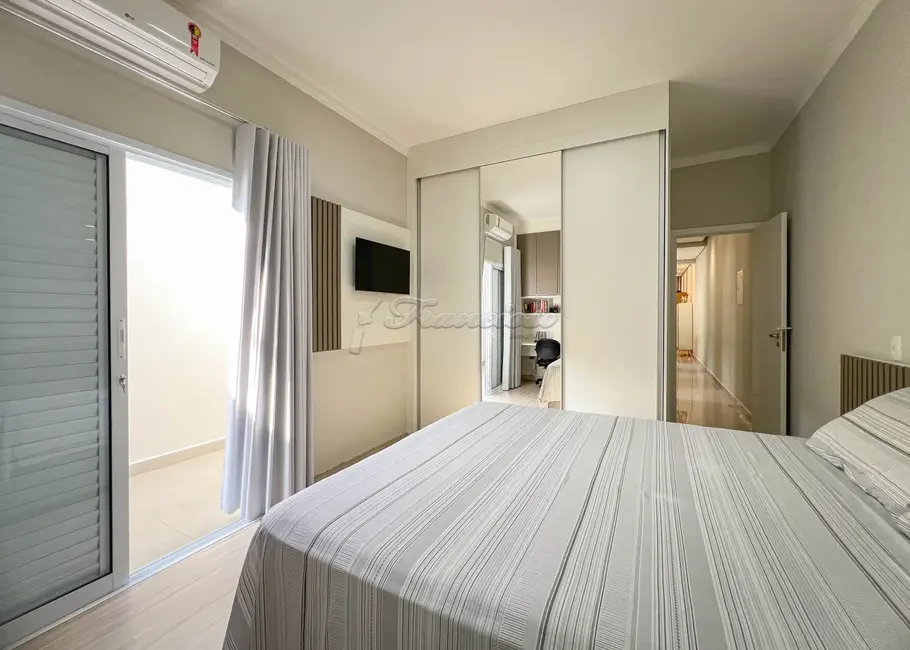 Casa com 2 quartos à venda, 107m2 em Vila Nastri, Itapetininga - SP - imagem 5 Foto 5 de Casa com 2 quartos à venda, 107m2 em Vila Nastri, Itapetininga - SP