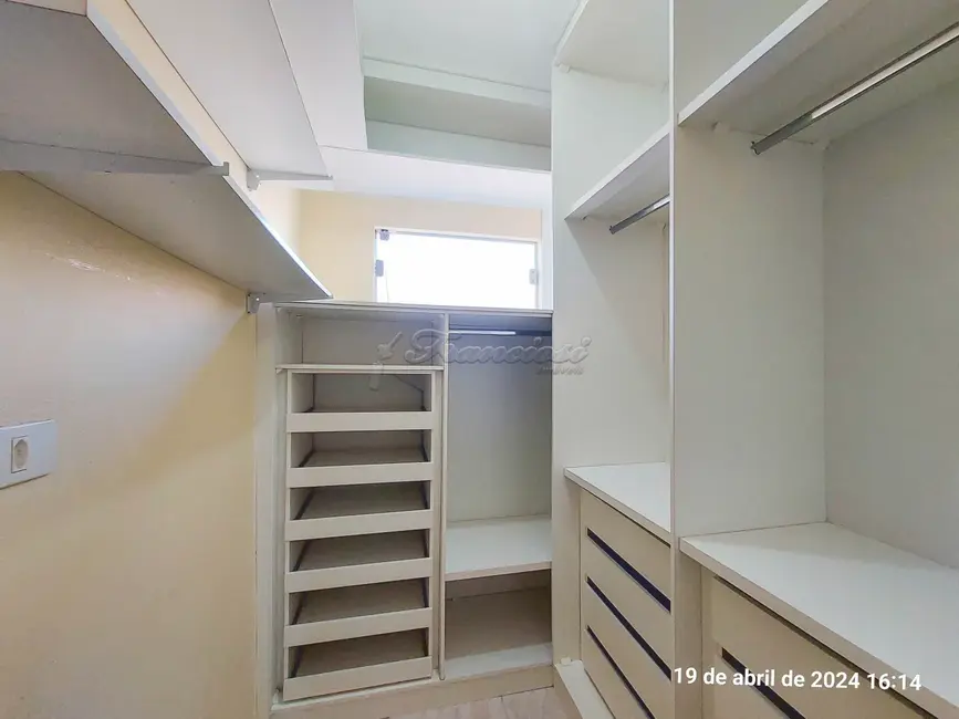 Casa com 2 quartos à venda, 150m2 em Itapetininga - SP - imagem 9 Foto 9 de Casa com 2 quartos à venda, 150m2 em Itapetininga - SP