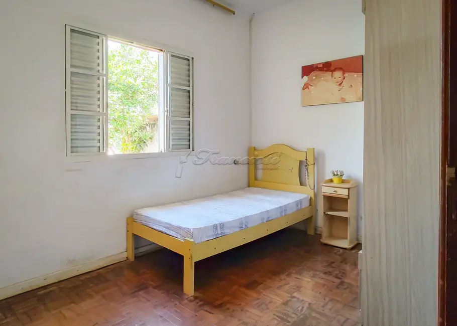 Casa com 2 quartos à venda, 181m2 em Jardim Itália, Itapetininga - SP - imagem 7 Foto 7 de Casa com 2 quartos à venda, 181m2 em Jardim Itália, Itapetininga - SP