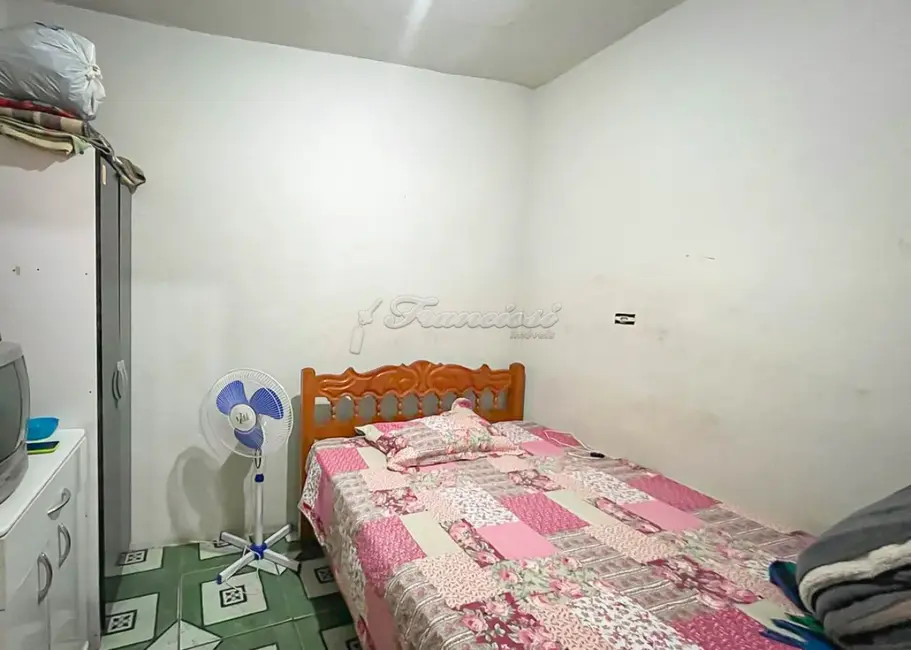 Casa com 3 quartos à venda, 300m2 em Vila José Salem, Itapetininga - SP - imagem 5 Foto 5 de Casa com 3 quartos à venda, 300m2 em Vila José Salem, Itapetininga - SP