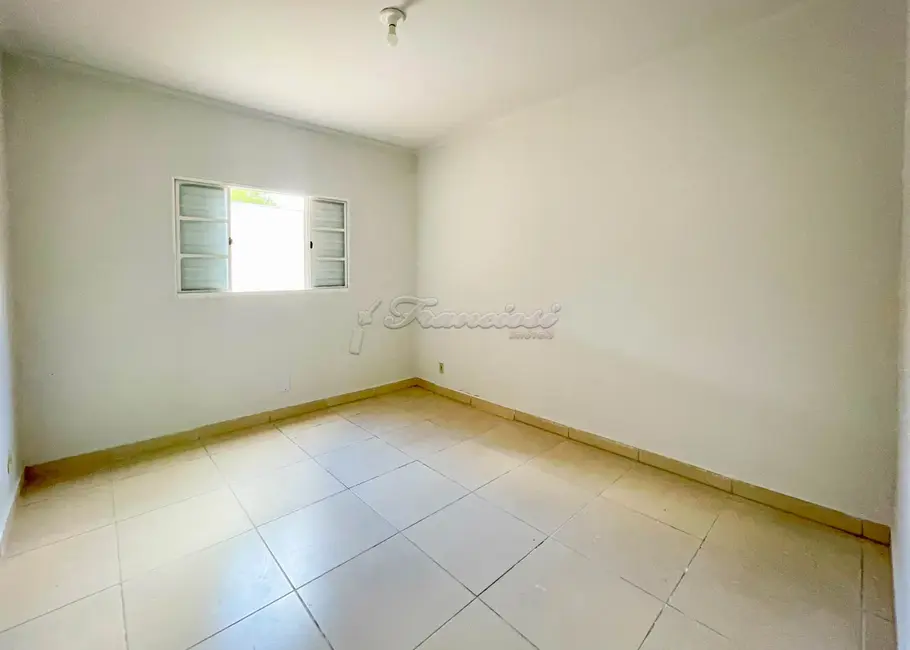 Casa com 2 quartos à venda, 306m2 em Jardim das Flores, Itapetininga - SP - imagem 5 Foto 5 de Casa com 2 quartos à venda, 306m2 em Jardim das Flores, Itapetininga - SP